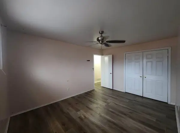 17 Seaborn RD, Brampton, ON L6V 2B8