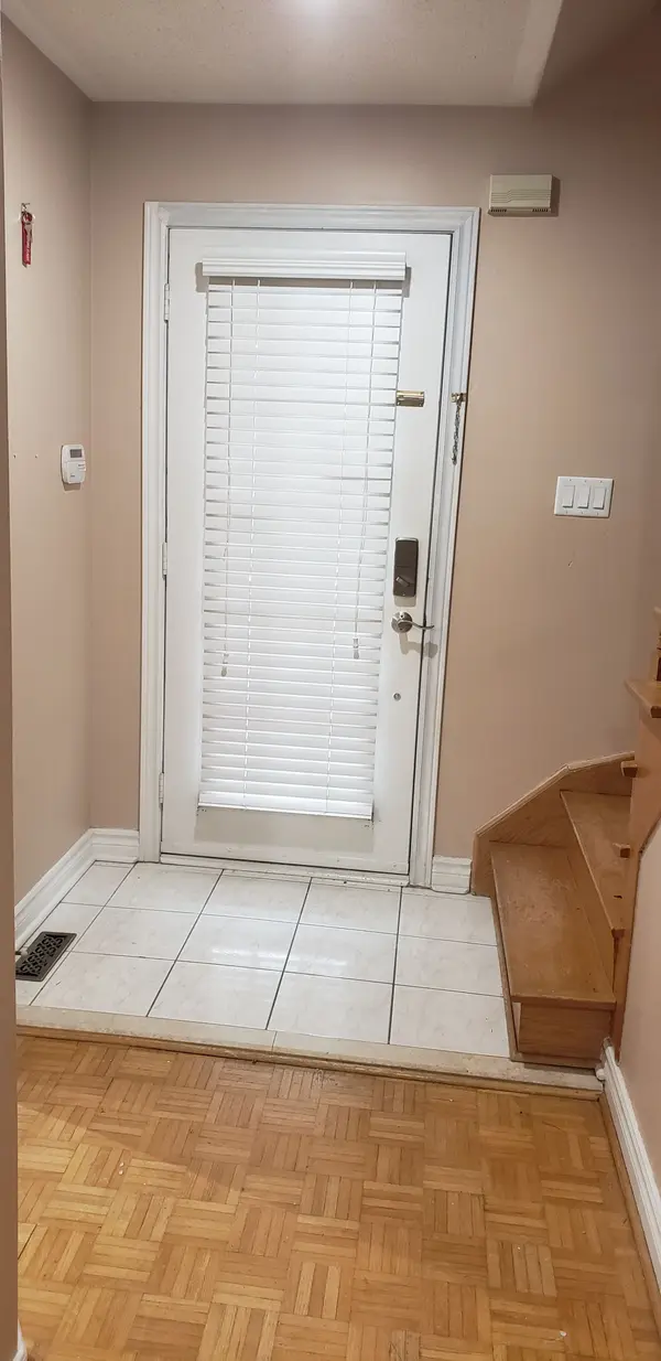 81 Shady Pine CIR, Brampton, ON L6R 1K3