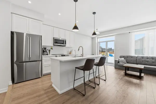 10 Owl LN, Haldimand, ON N3W 0G4