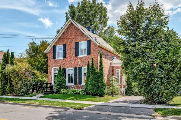 28 York ST, Prince Edward County, ON K0K 2T0