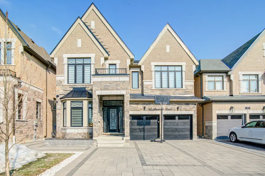 41 Bremner ST, Whitby, ON L1R 0P8