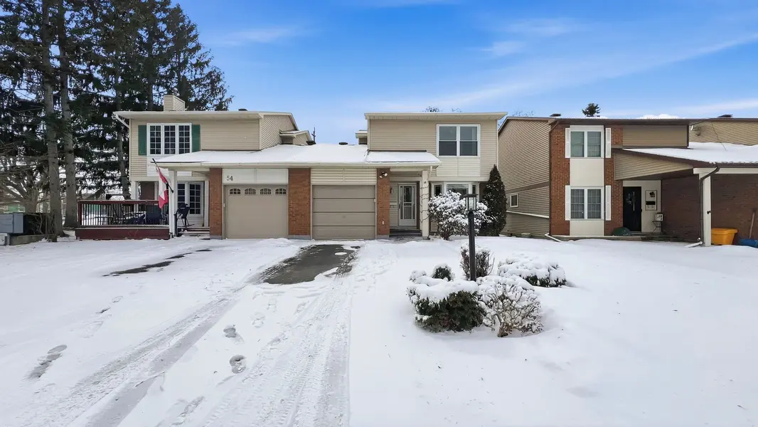 56 Fieldgate DR, Barrhaven, ON K2J 1T9