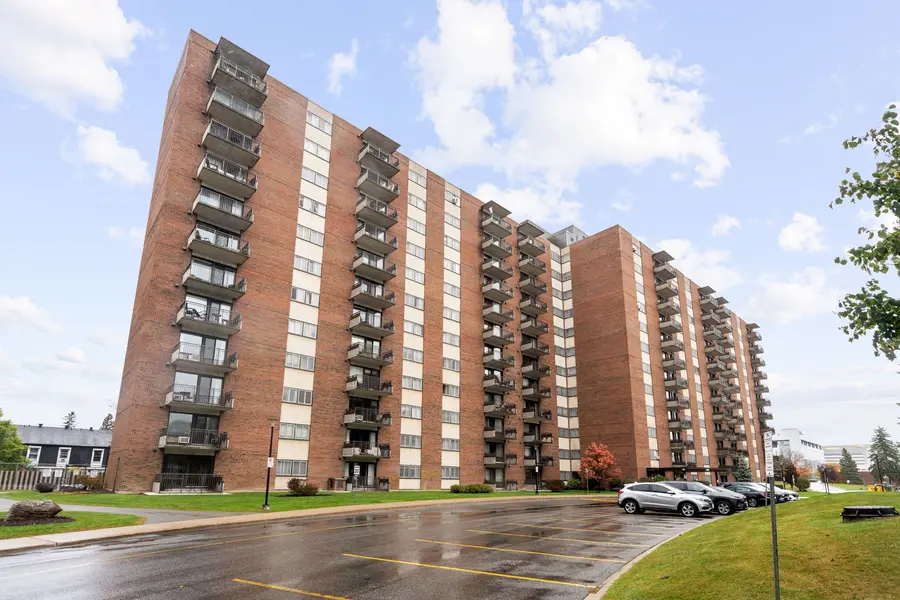 1485 Baseline RD #616, Belair Park - Copeland Park And Area, ON K2C 3L8