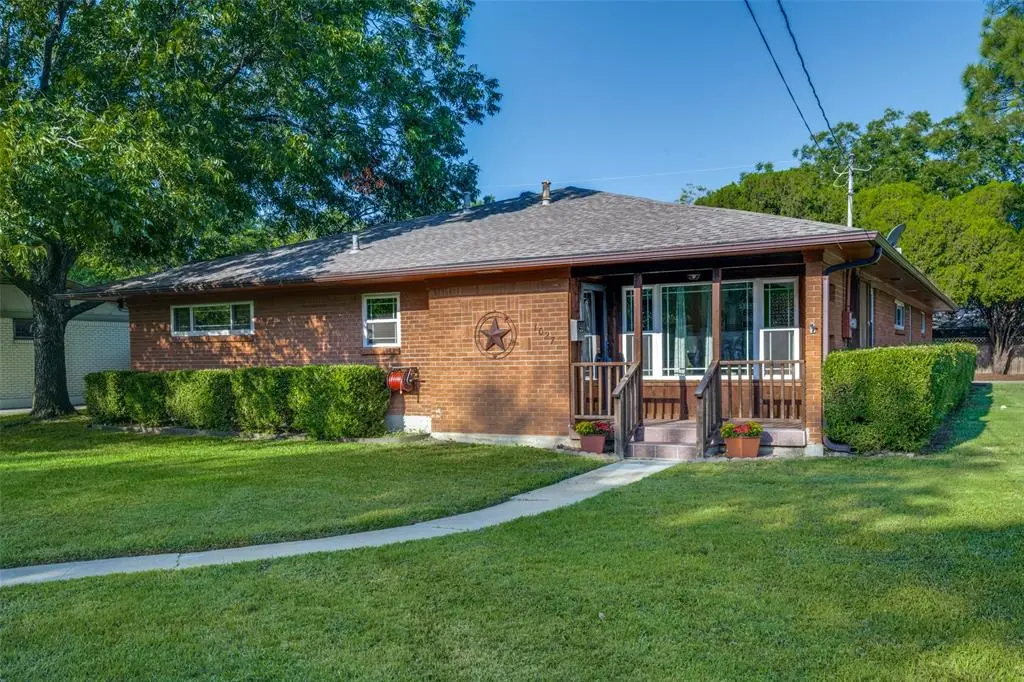 1027 Stanley Street, Denton, TX 76201
