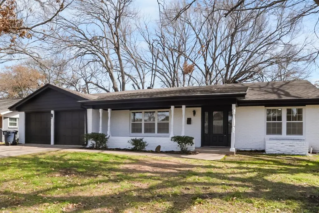 5709 Wedgworth Road, Fort Worth, TX 76133