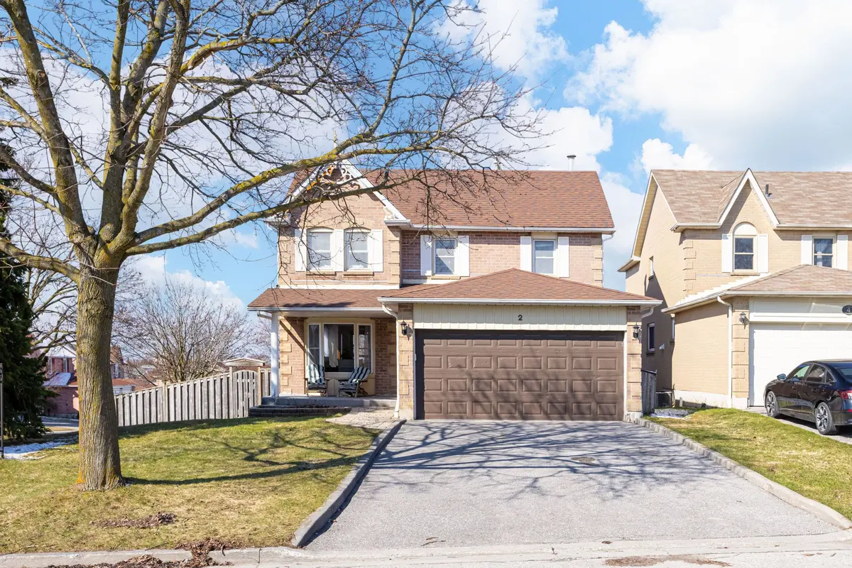 2 Coomer CRES, Ajax, ON L1T 3B6