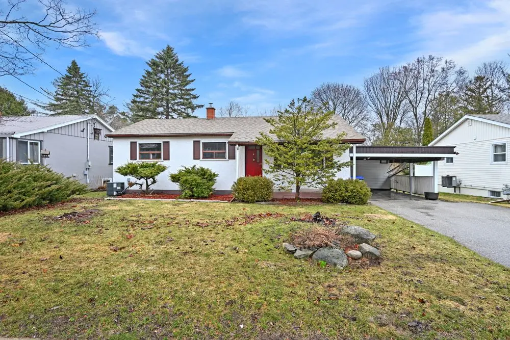 36 Maple LN, New Tecumseth, ON L9R 1L2