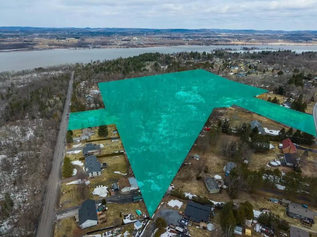 2283 Old Highway 17 RD, Clarence-rockland, ON K4K 1K7