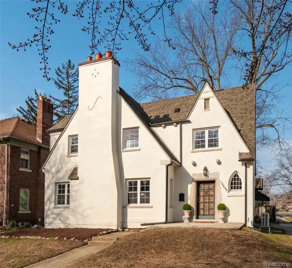 18695 Parkside ST, Detroit, MI 48221