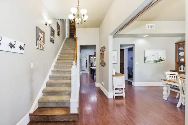 209 N Wickham Street, Alvord, TX 76225