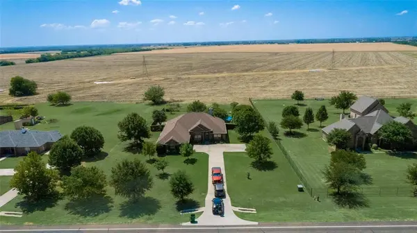 4124 Fm 813, Waxahachie, TX 75165