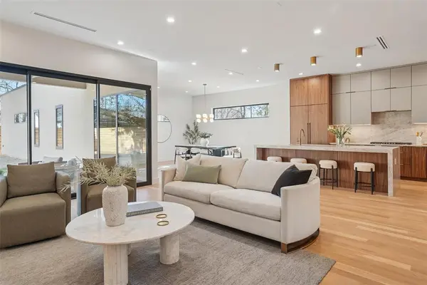 8650 San Fernando Way, Dallas, TX 75218