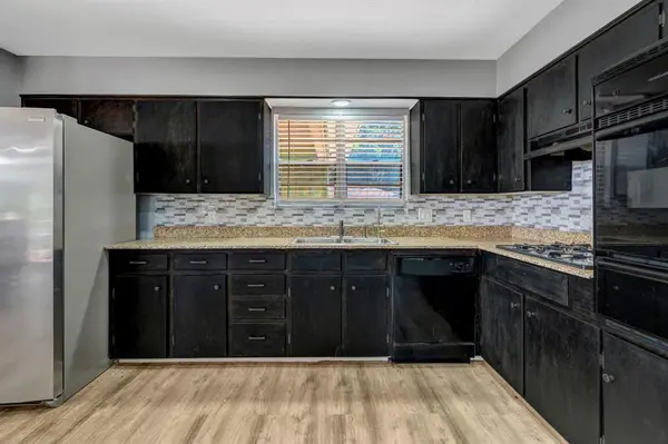 810 Arthur Drive, Arlington, TX 76013