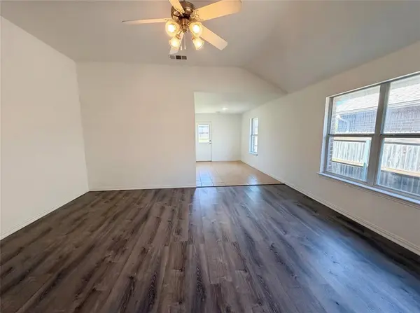 1241 Camden Yard Drive, Fort Worth, TX 76028