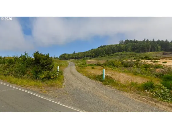 7862 NE AVERY ST, Newport, OR 97365