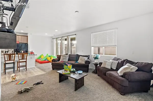 5458 Wagon Hammer DR, Colorado Springs, CO 80925