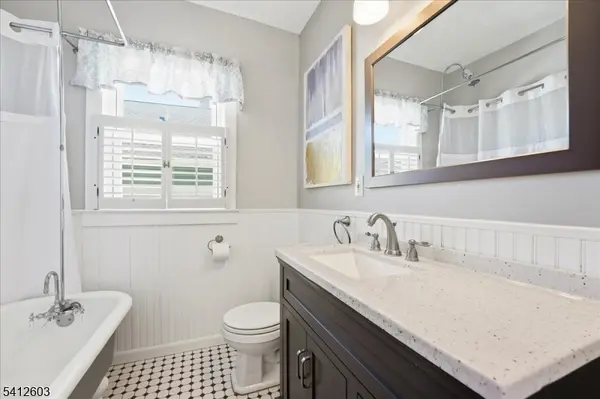 30 Central Ave #2, Caldwell Boro Twp., NJ 07006