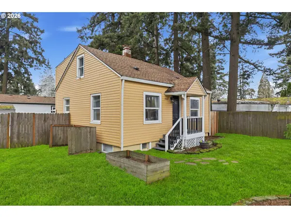 7930 SE OVERLAND ST, Milwaukie, OR 97222