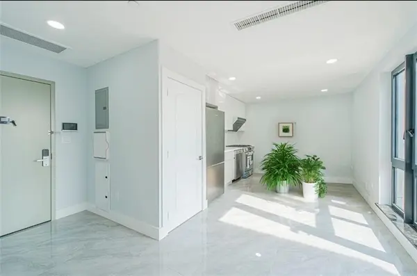 811 45th ST #5B, Brooklyn, NY 11220