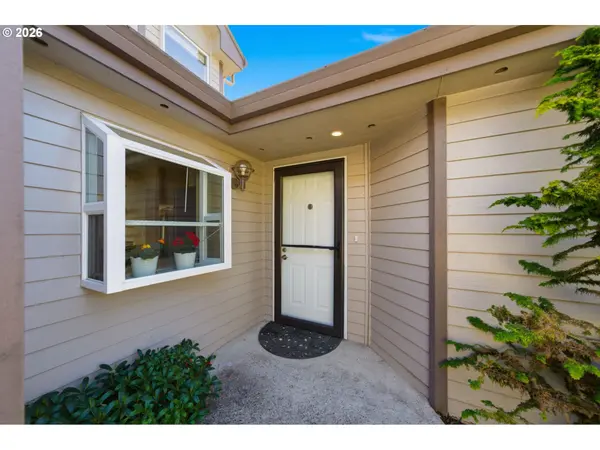 1210 NW 23RD AVE, Camas, WA 98607