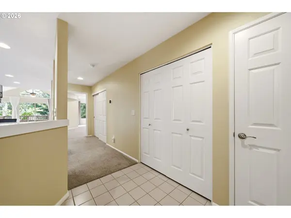 1210 NW 23RD AVE, Camas, WA 98607