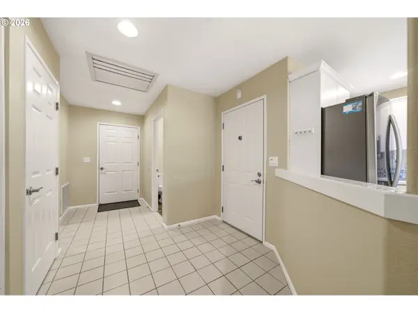 1210 NW 23RD AVE, Camas, WA 98607