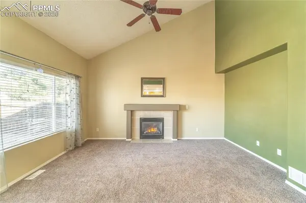 5536 Pioneer Mesa DR, Colorado Springs, CO 80923