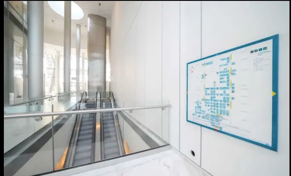 14 York ST #1208, Toronto C01, ON M5J 0A9