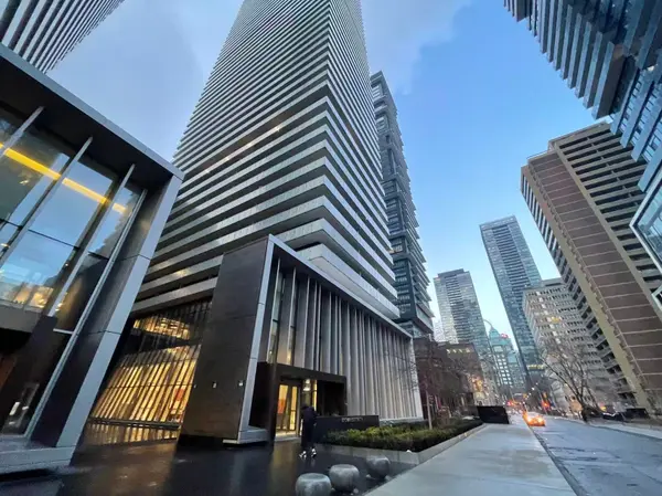 50 Charles ST E #1605, Toronto C08, ON M4Y 0C3