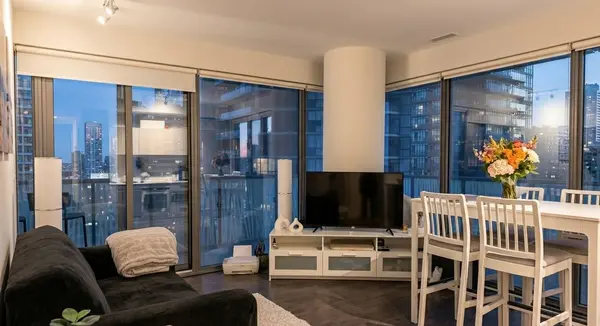 50 Charles ST E #1605, Toronto C08, ON M4Y 0C3