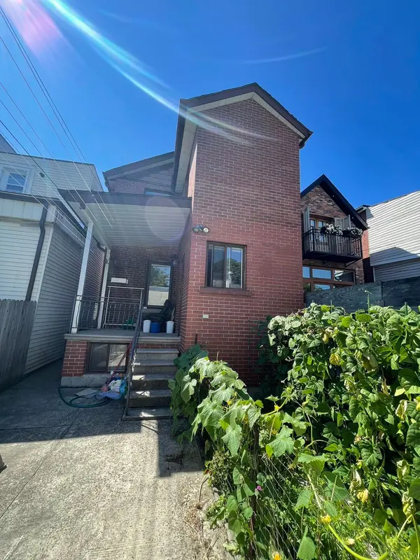 543 Crawford ST, Toronto C01, ON M6G 3J9