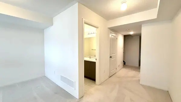 1555 Green RD, Clarington, ON L1C 7E5