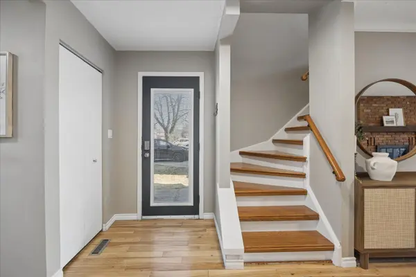 24 Andrea RD, Ajax, ON L1S 3V7