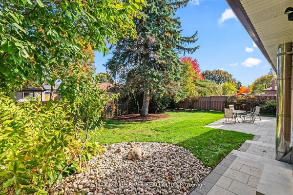 745 Glengrove ST, Oshawa, ON L1J 5C5