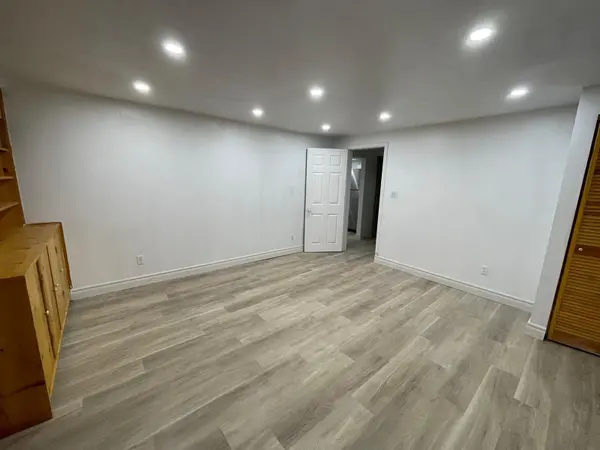 1798 Storrington ST #Bsmt, Pickering, ON L1V 2Y5