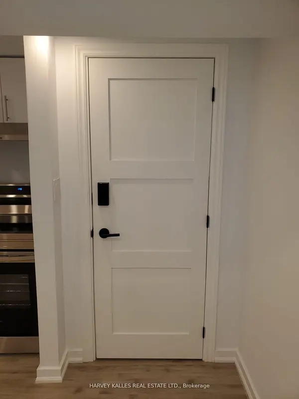 347 Ella CT #Lower, Newmarket, ON L3Y 4L6