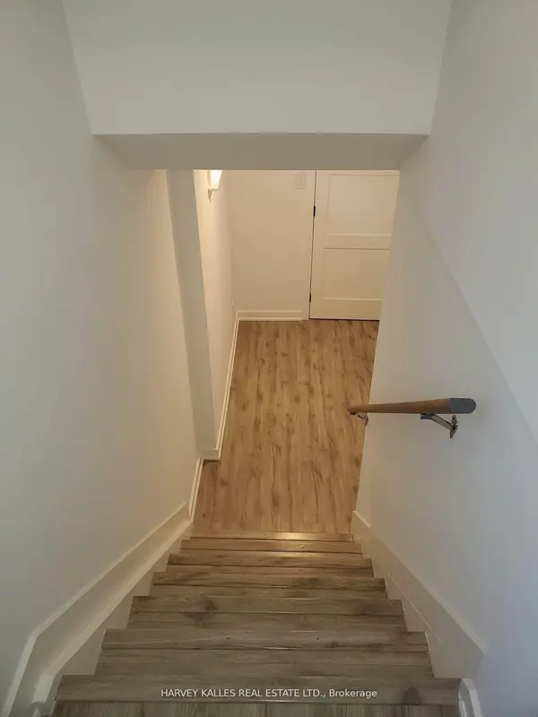 347 Ella CT #Lower, Newmarket, ON L3Y 4L6