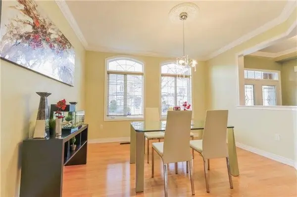 30 Kindy ST, Markham, ON L6E 1T3