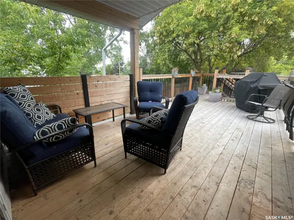 404 Parsons AVENUE, Maple Creek, SK S0N 1N0