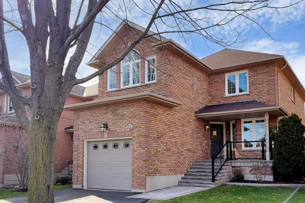 23 Red Maple LN, Oakville, ON L6H 6C5