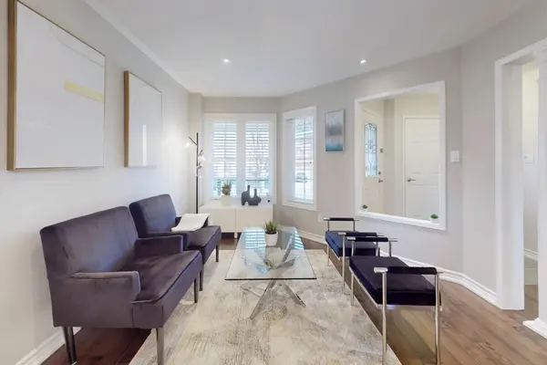 23 Red Maple LN, Oakville, ON L6H 6C5