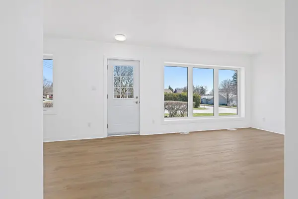 3 Bard LN, Halton Hills, ON L7G 2M6