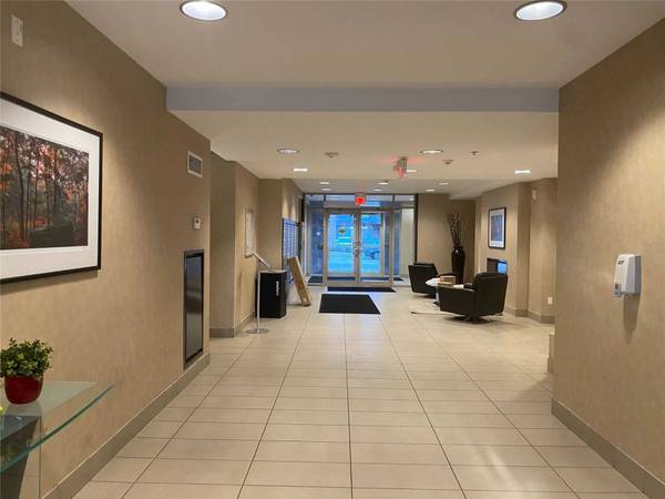 5317 Upper Middle RD #210, Burlington, ON L7L 0G8