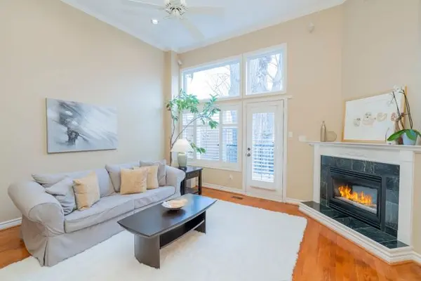 83 Kerr ST, Oakville, ON L6K 3A2