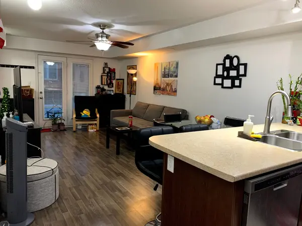 2450 Post RD #16, Oakville, ON L6H 0J2