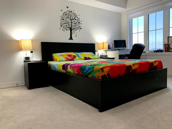 2450 Post RD #16, Oakville, ON L6H 0J2