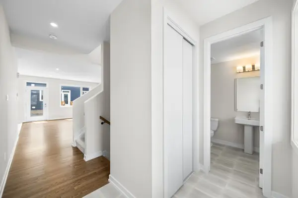 948 Seagrave LN, Stittsville - Munster - Richmond, ON K0A 2Z0