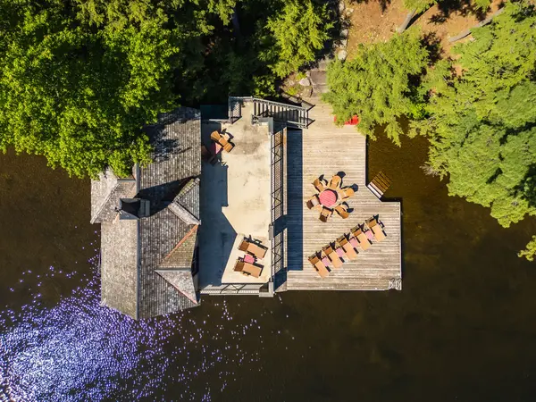 4 Ditchburn DR, Seguin, ON P0C 1J0