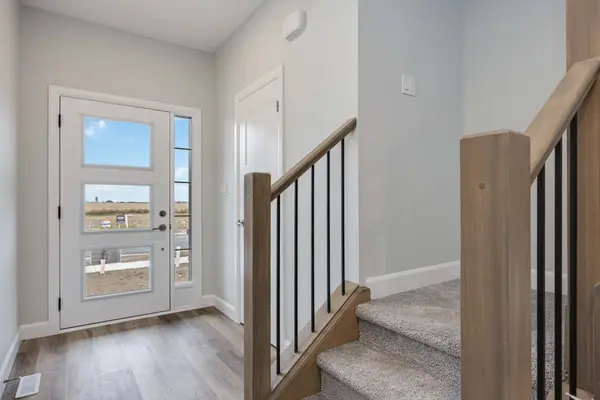 9 Postma CRES, North Middlesex, ON N0M 1A0