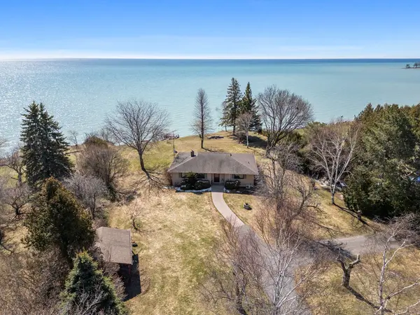 373 Victoria Beach RD, Cramahe, ON K0K 1S0